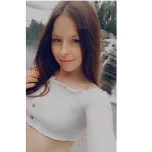 Meet your Posher, Marina